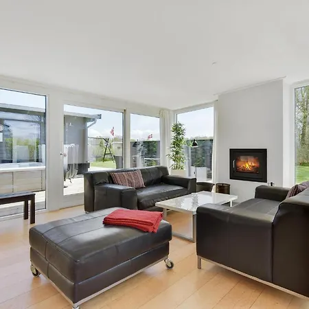 Juelsminde With Sauna 278 펜션 *