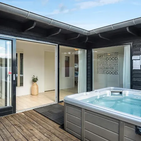 Pet Friendly Home In Juelsminde With Sauna Prázdninový dům Sonderby (Midtjylland)