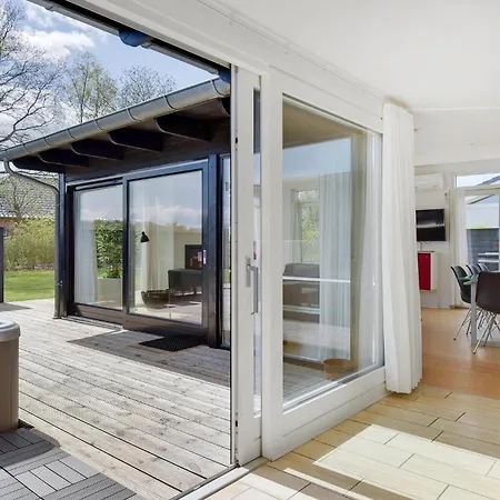 Juelsminde With Sauna 278 펜션